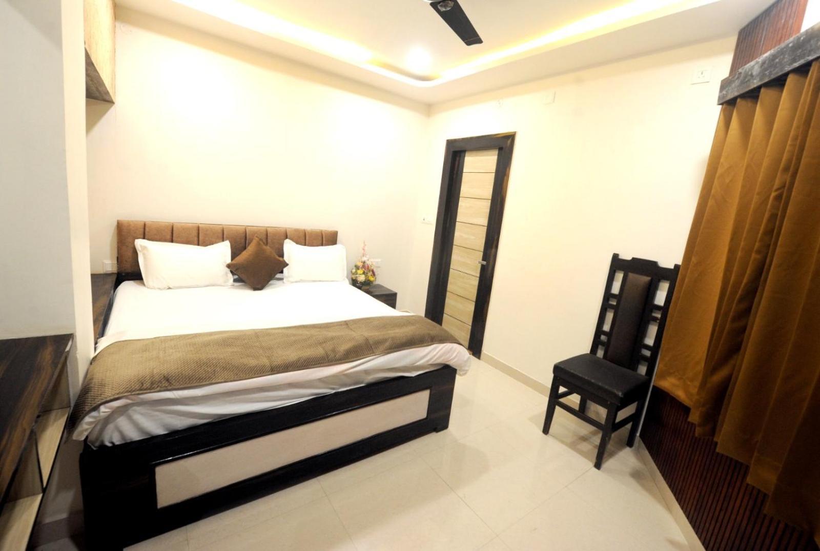 Golden Inn Prayagraj Exterior photo