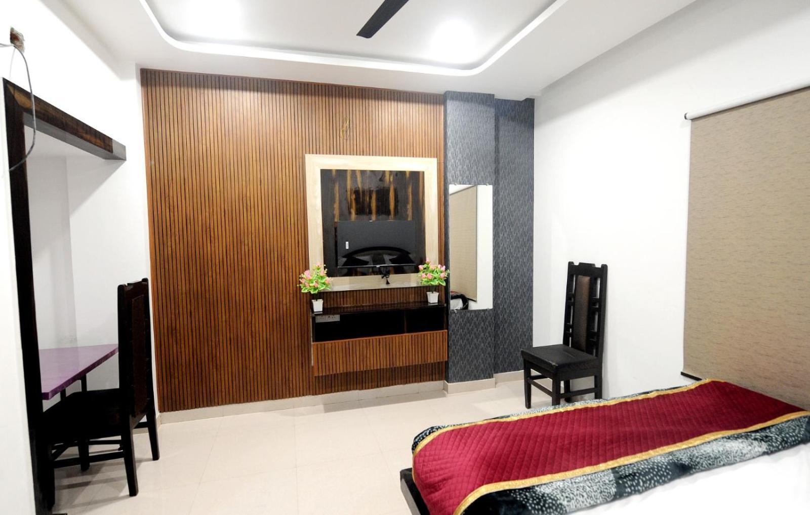 Golden Inn Prayagraj Exterior photo